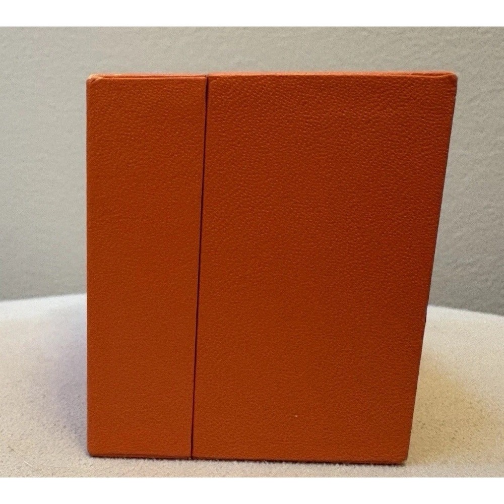 HERMES‎  Heavy Luxury Modern Ring Jewelry Display Box 2.5"x2.5"x2.25". - Picture 5 of 7